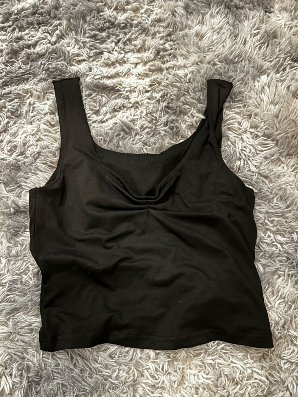 SHEIN Black Scoop Neck Cropped Tank